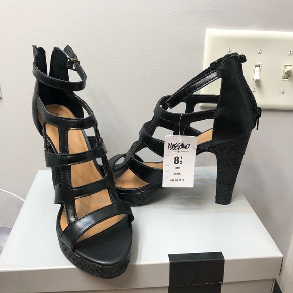 Heels - Picture 1 of 3